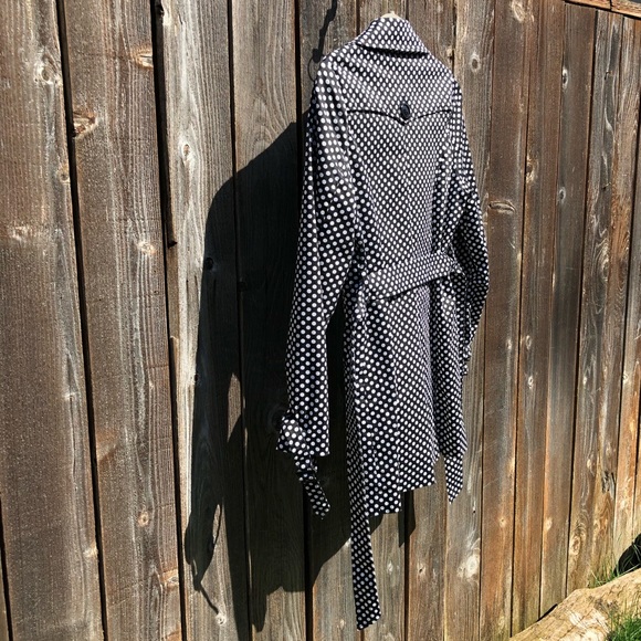 Vertigo Paris polka dot trench coat size medium - Picture 13 of 16
